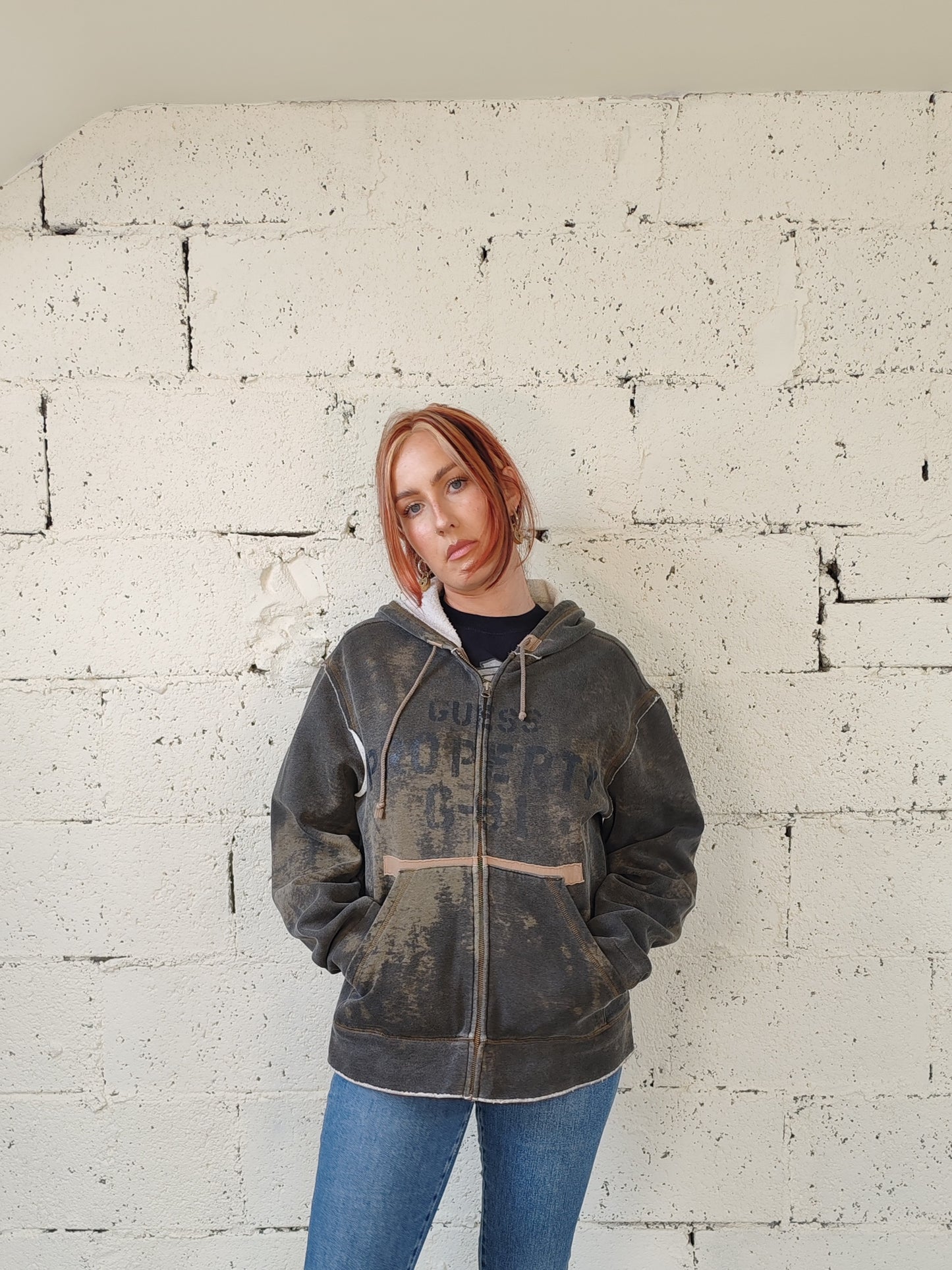 Guess Zip up